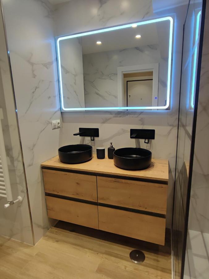 Apartamento Gael- Plaza Espana Aviles Ngoại thất bức ảnh